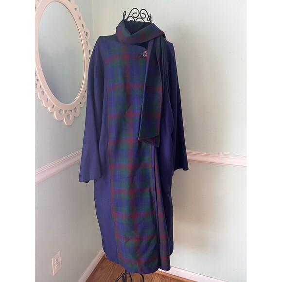 Avoca Collection Ladies Small 100% Wool Blue Plaid Hooded Coat With Scarf